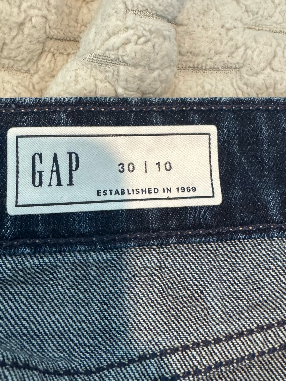 GAP Dark Blue Denim Mini Skirt - Classic Style - Picture 5 of 5
